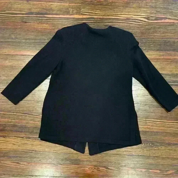 A12 Womens St. John Basics Black Santana Knit Button Down Long Slv Sweater Sz Sm - Picture 2 of 4